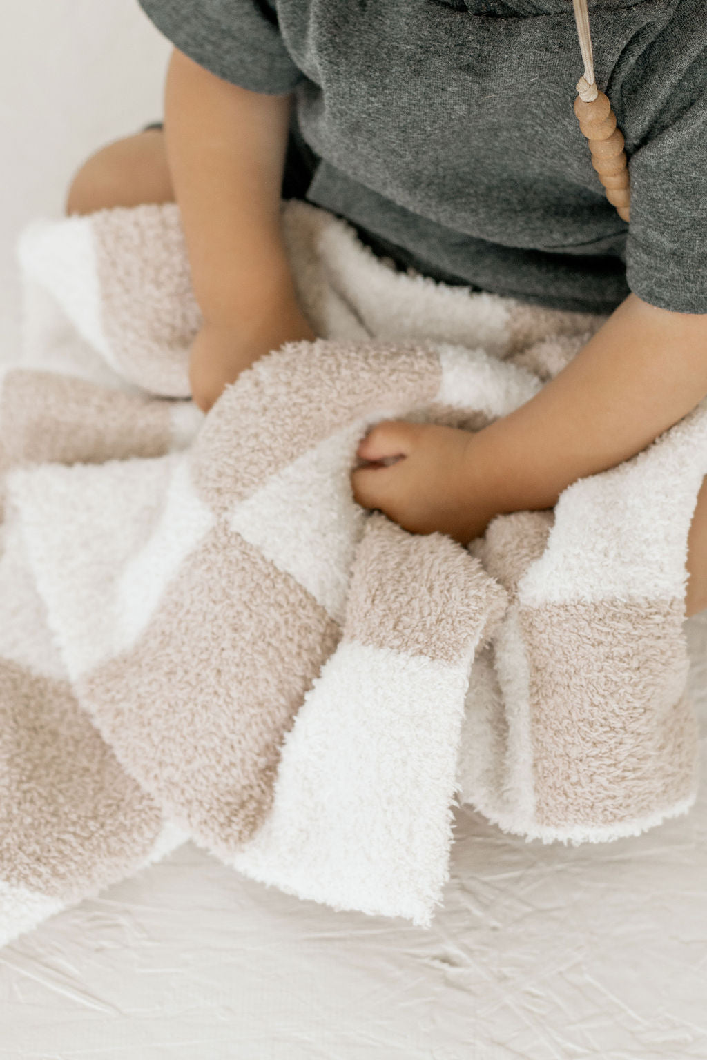 Quilts & Plush Blankets