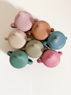 Sippy Cups/Baby sippy cups/Cups with handle