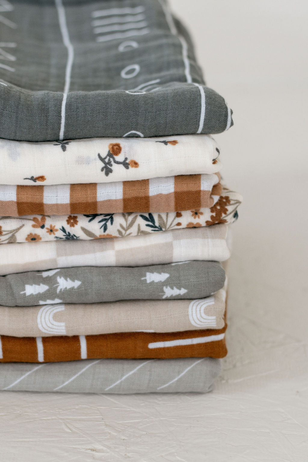 Muslin Swaddle Blanket, 100% Organic Cotton swaddle blanket