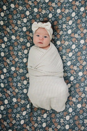 Muslin Swaddle Blanket, 100% Organic Cotton swaddle blanket